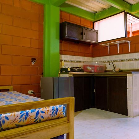 Mi Pueblo Natal Aptos Y Habitaciones Necoclí Extérieur photo